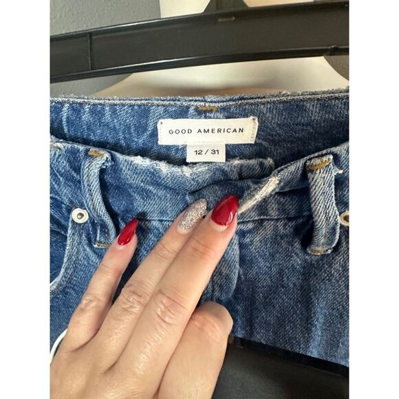 Good American Blue Straight Leg Jeans - Picture 2 of 4